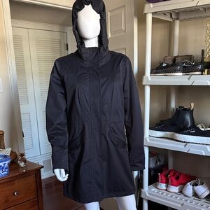 Athleta Black Chills Parka Fishtail Back Like New W/Hood Women’s Size M Black